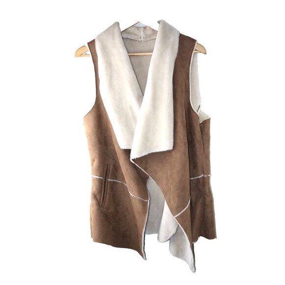 Unbranded Jackets & Blazers - Woman's Faux Fur Suede Leather Vest Boho Country Western sz Large Tan & Cream